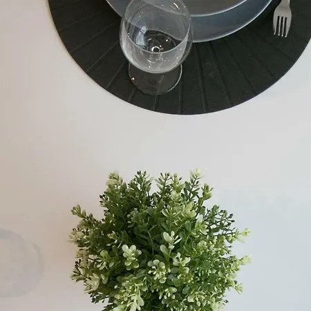 Moderne A Pour 4 Personnes * Caen